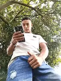 Demiansteven2 webcam model stream image