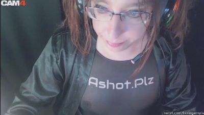 BoringEmylia webcam model stream image