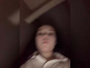 TUYA2 webcam bongacams model stream image