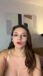 isaluna3 webcam cam4 model stream image