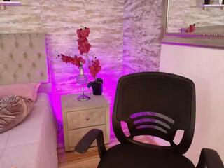 Victoria Taylorr webcam model stream image