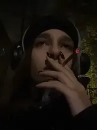 mollyEXD webcam model stream image