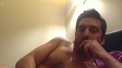 moumout1000 webcam model stream image