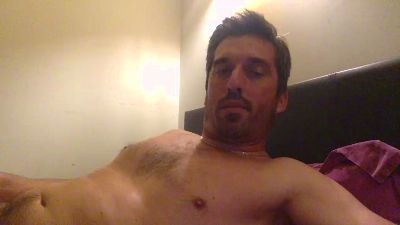 moumout1000 webcam model stream image