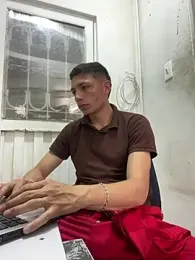 santiObrero webcam model stream image