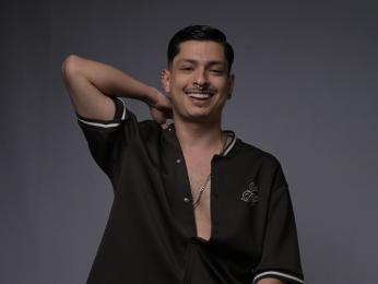 AntinoEmerald webcam livejasmin model stream image