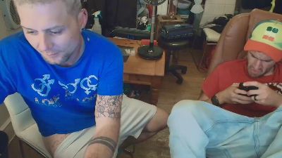 WeKnowOurWorth webcam model stream image
