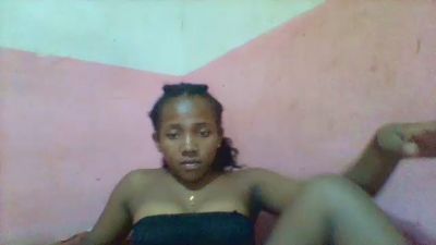 Herminah webcam model stream image