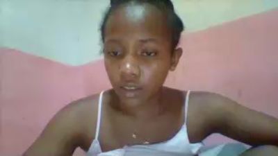 Herminah webcam model stream image