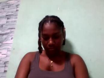 lauriciaz webcam model stream image