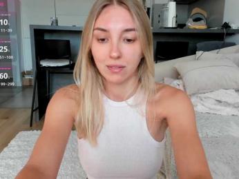 SunnyRina25 webcam model stream image