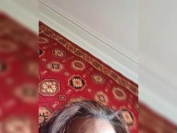Erine9900 webcam model stream image