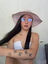 Im_lauritaa webcam model stream image