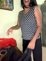 PUNAM_BABY1 webcam model stream image