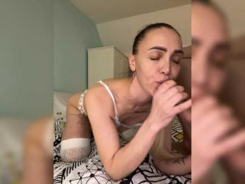 EvaAlex12 webcam bongacams model stream image