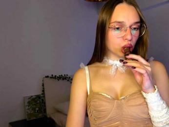 AmyYammy webcam model stream image