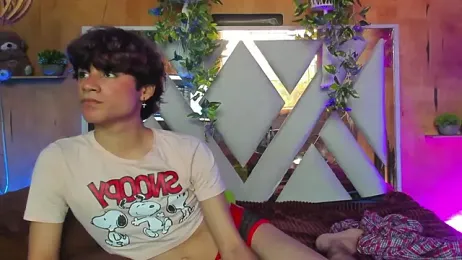 Leo_Glow webcam stripchat model stream image