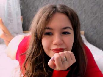 SaraKox webcam model stream image