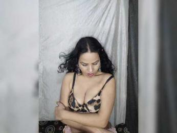 Khushi-wow webcam bongacams model stream image