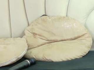 bonieklent webcam model stream image