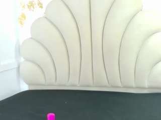 bonieklent webcam model stream image