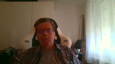 sexbold77 webcam model stream image