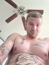 DadDDick925 webcam model stream image
