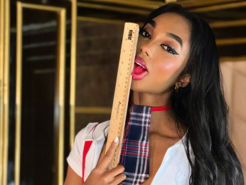 KatteJackson webcam model stream image