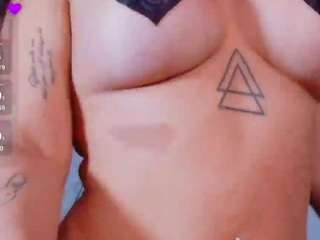 reinachloe webcam model stream image