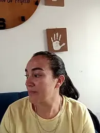 skayhot_ webcam model stream image