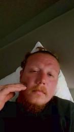 yourstruly_xxx webcam model stream image