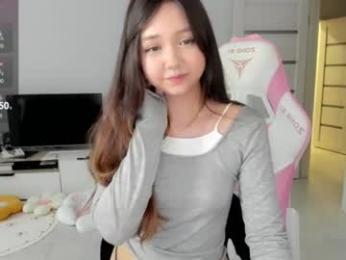 fluffy_rose webcam model stream image