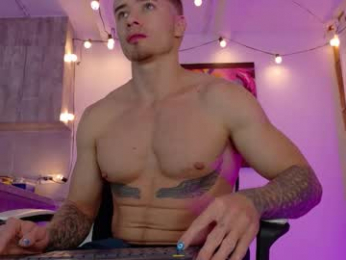 ryann_blue_ webcam model stream image