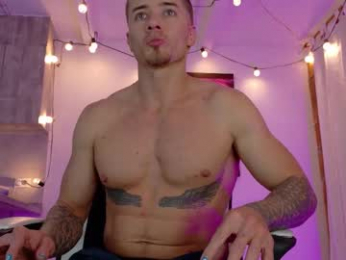 ryann_blue_ webcam model stream image