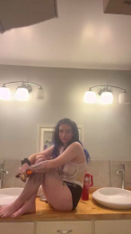 Rdontcare18 webcam model stream image