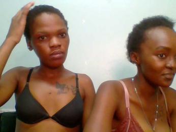 Sweet-loves webcam model stream image
