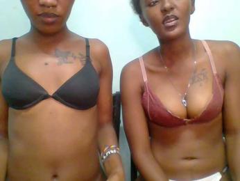 Sweet-loves webcam model stream image