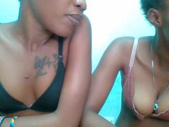 Sweet-loves webcam model stream image