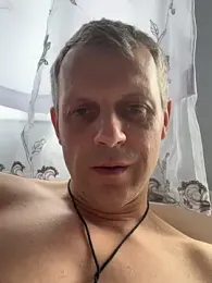 ChiefApron5 webcam model stream image