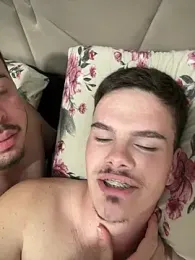 backes_re webcam model stream image