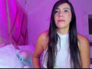 Sarah Henson webcam model stream image