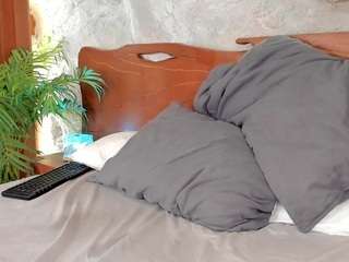 alison-mooon webcam model stream image