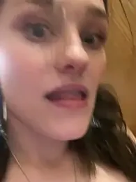 Mia_Mia_M webcam model stream image