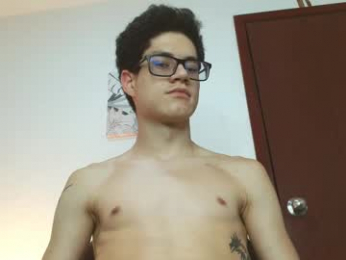 wolfan_sky webcam model stream image