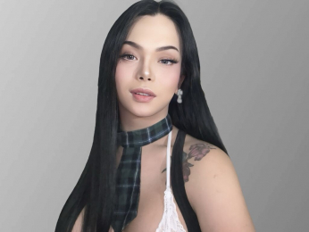 HolyAngelica webcam model stream image