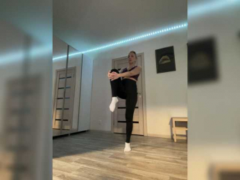 FemdomLadyMaria webcam model stream image