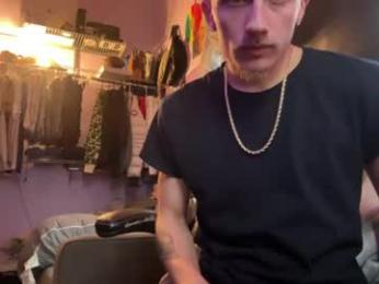 yngthickbwc webcam model stream image