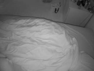 voyeurcam-julmodels-greybed-2 webcam model stream image