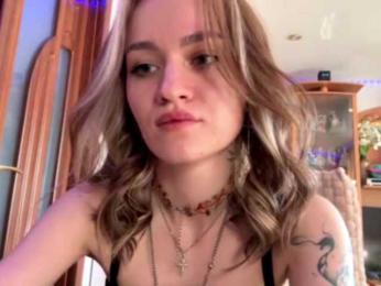 _Melisa_ webcam model stream image