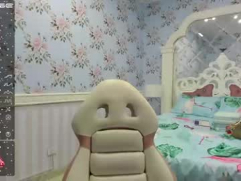 your_naughtyangel webcam model stream image